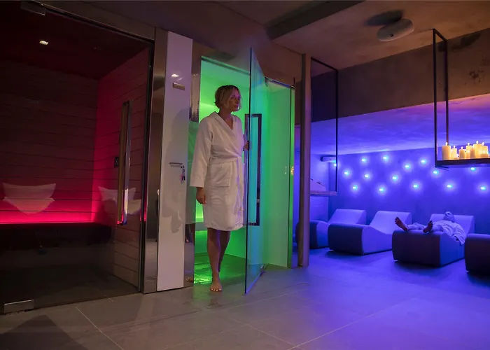 ホテル Europa Monetti カットーリカ